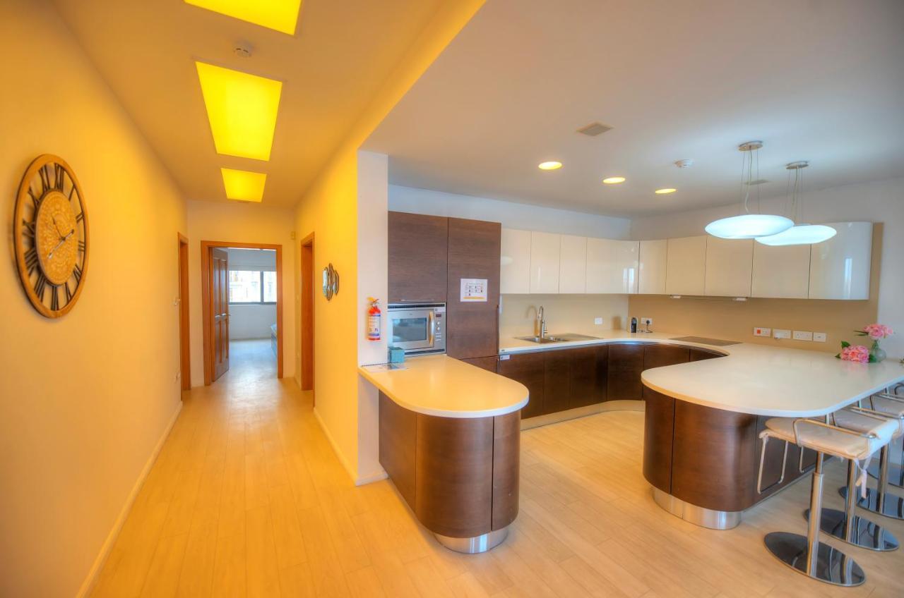 Bright And Spacious 3 Bedroom Apartment With Breathtaking Views - Goslm-5 Слима Екстериор снимка