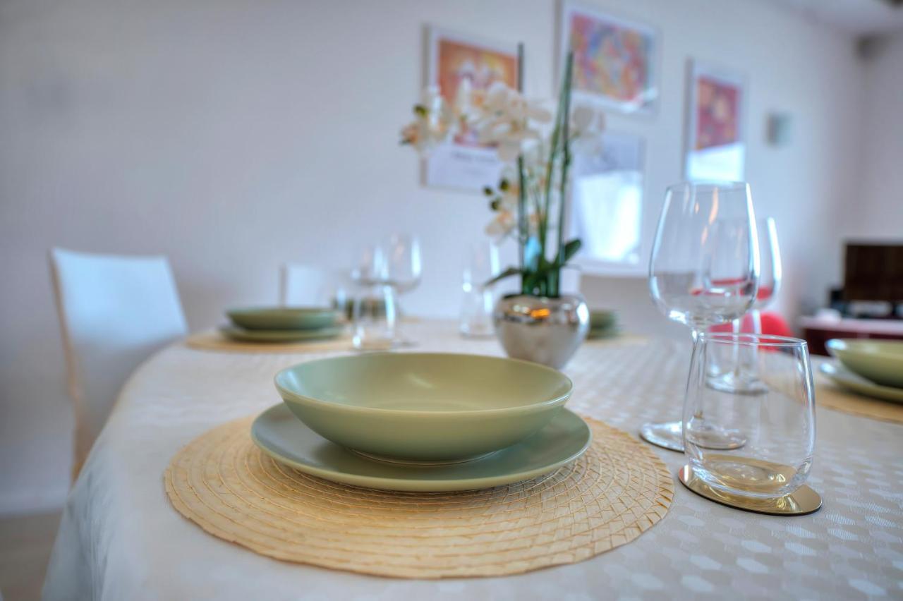 Bright And Spacious 3 Bedroom Apartment With Breathtaking Views - Goslm-5 Слима Екстериор снимка