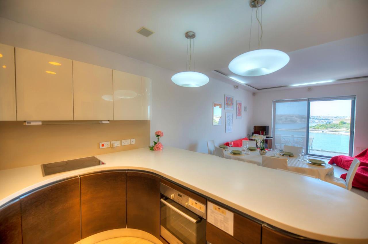Bright And Spacious 3 Bedroom Apartment With Breathtaking Views - Goslm-5 Слима Екстериор снимка